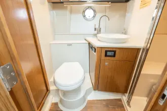 Thumbnail von Cruisers Yachts 42 Cantius