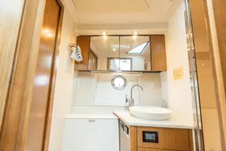 Thumbnail von Cruisers Yachts 42 Cantius