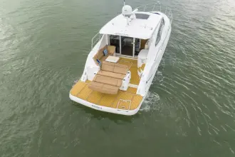 Thumbnail von Cruisers Yachts 42 Cantius