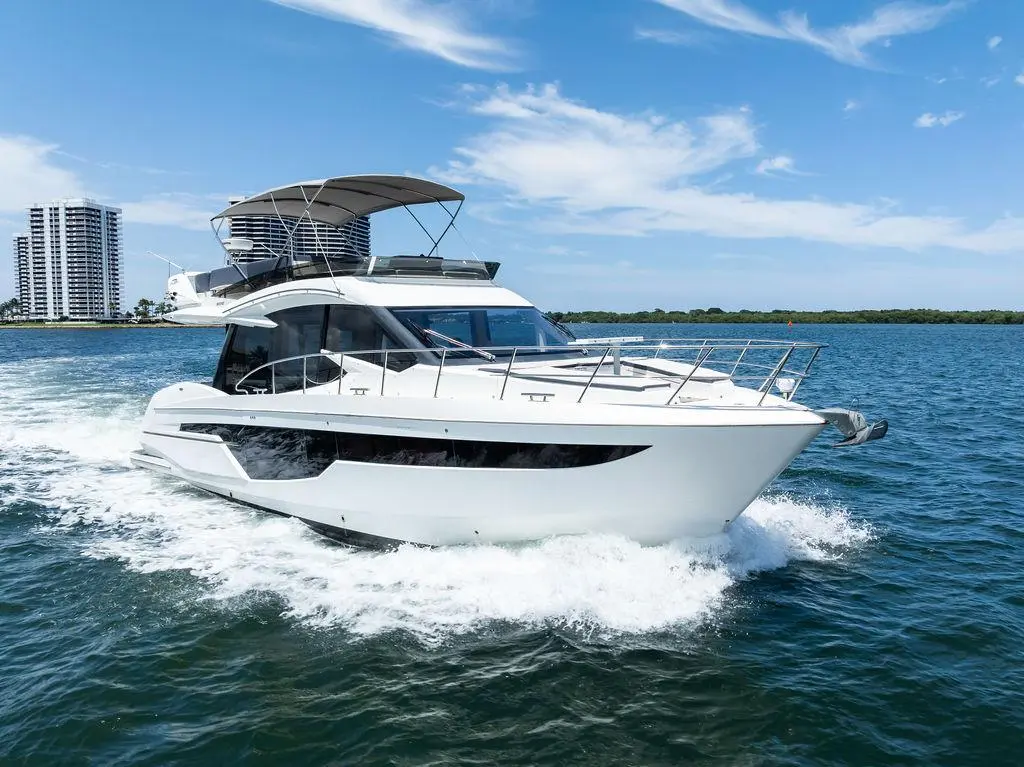 Galeon 500 FLY