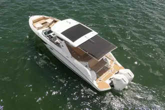 Thumbnail von Sea Ray SLX 350