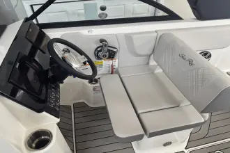 Thumbnail von Sea Ray SDX 230