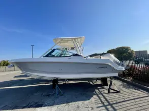 Thumbnail von Boston Whaler 240 Vantage