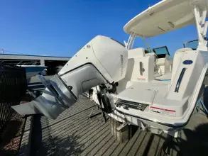 Thumbnail von Boston Whaler 240 Vantage