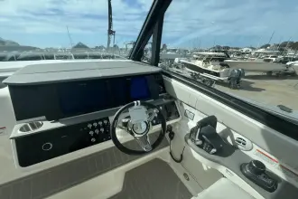 Thumbnail von Sea Ray 320 Sundancer Outboard