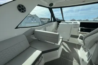 Thumbnail von Sea Ray 320 Sundancer Outboard