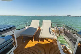 Thumbnail von Galeon 560 FLY