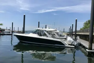 Thumbnail von Tiara Yachts 38 LS Pogue Life