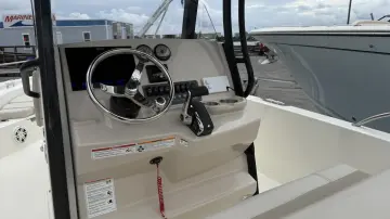 Thumbnail von Boston Whaler 250 Dauntless