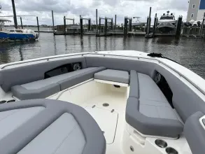Thumbnail von Boston Whaler 360 Outrage