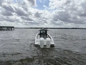 Thumbnail von Boston Whaler 360 Outrage