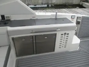 Thumbnail von Sea Ray SLX 400 Fuoribordo