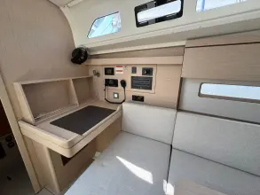 Thumbnail von Beneteau Oceanis 40.1
