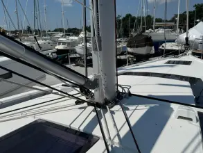 Thumbnail von Beneteau Oceanis 51.1