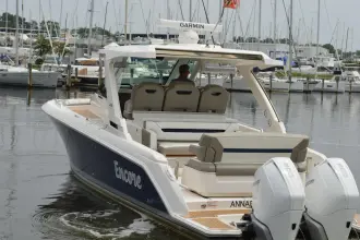 Thumbnail von Tiara Yachts 34 LS Encore