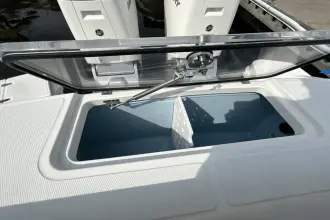 Thumbnail von Boston Whaler 360 Outrage