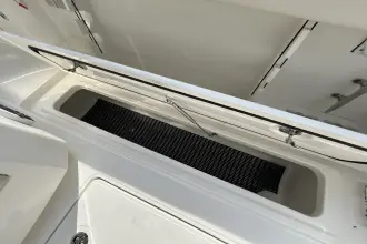 Thumbnail von Boston Whaler 360 Outrage