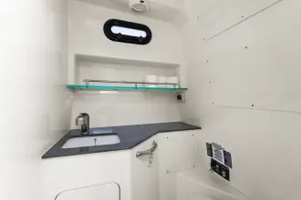 Thumbnail von Boston Whaler 325 Conquest