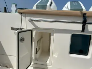 Thumbnail von Boston Whaler 360 Outrage