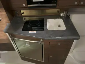 Thumbnail von Boston Whaler 325 Conquest