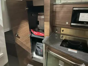 Thumbnail von Boston Whaler 325 Conquest