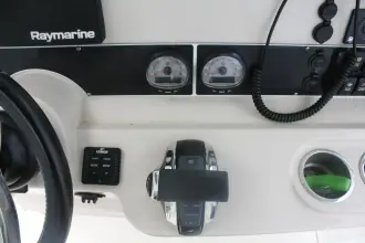 Thumbnail von Boston Whaler 270 Dauntless