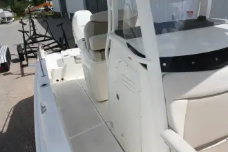 Thumbnail von Boston Whaler 270 Dauntless