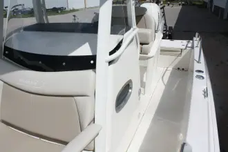 Thumbnail von Boston Whaler 270 Dauntless