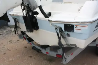 Thumbnail von Boston Whaler 270 Dauntless