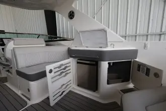 Thumbnail von Sea Ray SLX 310 Außenborder