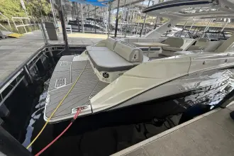 Thumbnail von Sea Ray SLX 400