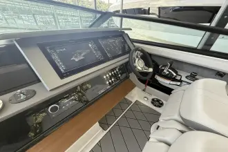 Thumbnail von Sea Ray SLX 400