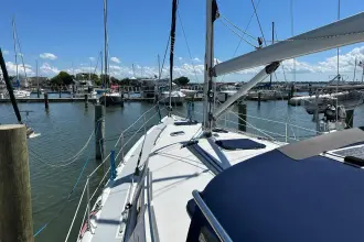 Thumbnail von Hunter 44 DS