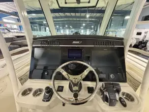 Thumbnail von Boston Whaler 350 Outrage