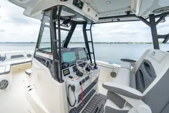 Thumbnail von Cobia 305 CC