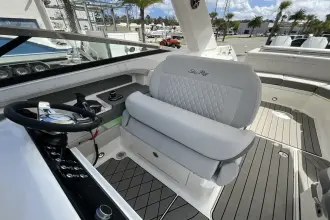 Thumbnail von Sea Ray SLX 310 Outboard