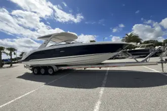 Thumbnail von Sea Ray SLX 310 Outboard