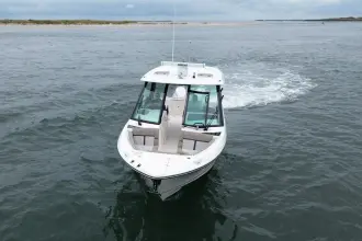 Thumbnail von Boston Whaler 330 Vantage