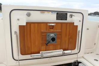 Thumbnail von Boston Whaler 330 Vantage