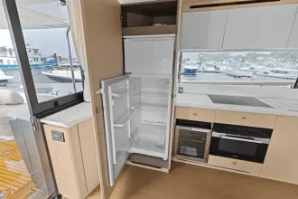 Thumbnail von Azimut 68