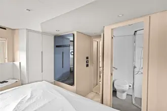 Thumbnail von Azimut 68