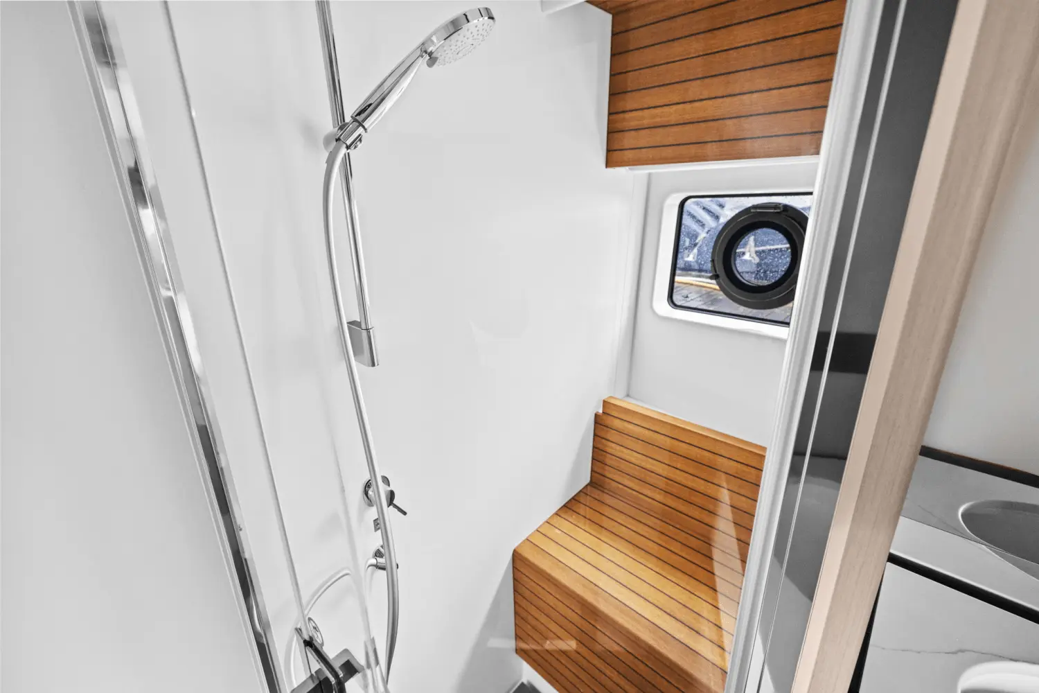 Thumbnail von Azimut 68