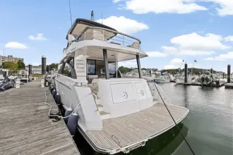 Thumbnail von Azimut 68