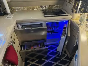 Thumbnail von Sea Ray 550 Sedan Bridge Knottin Matters