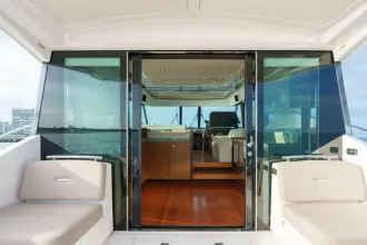 Thumbnail von Tiara Yachts 53 Coupe Happy Daze IV