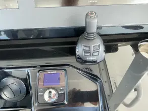 Thumbnail von Everglades 395 CC Stone Gray Metallic