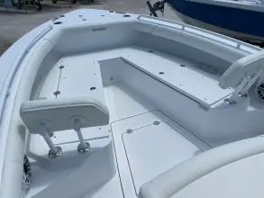 Thumbnail von Everglades 273 CC Whisper Gray