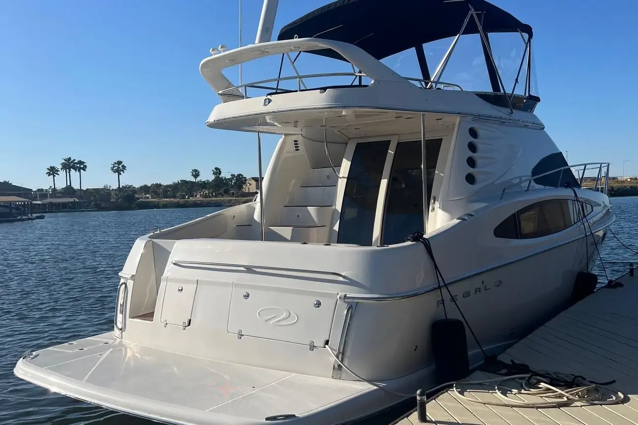 Thumbnail von Regal 38 XO