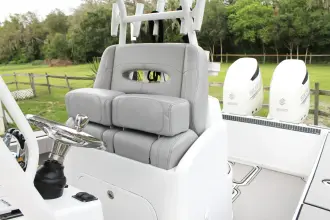 Thumbnail von Yellowfin 31 Open