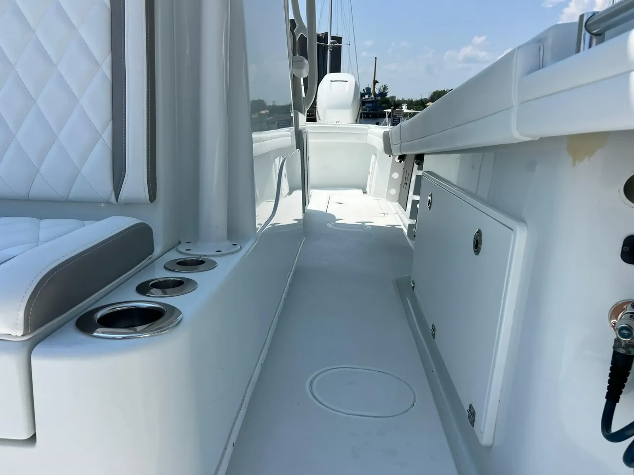 Thumbnail von Yellowfin 34 Offshore